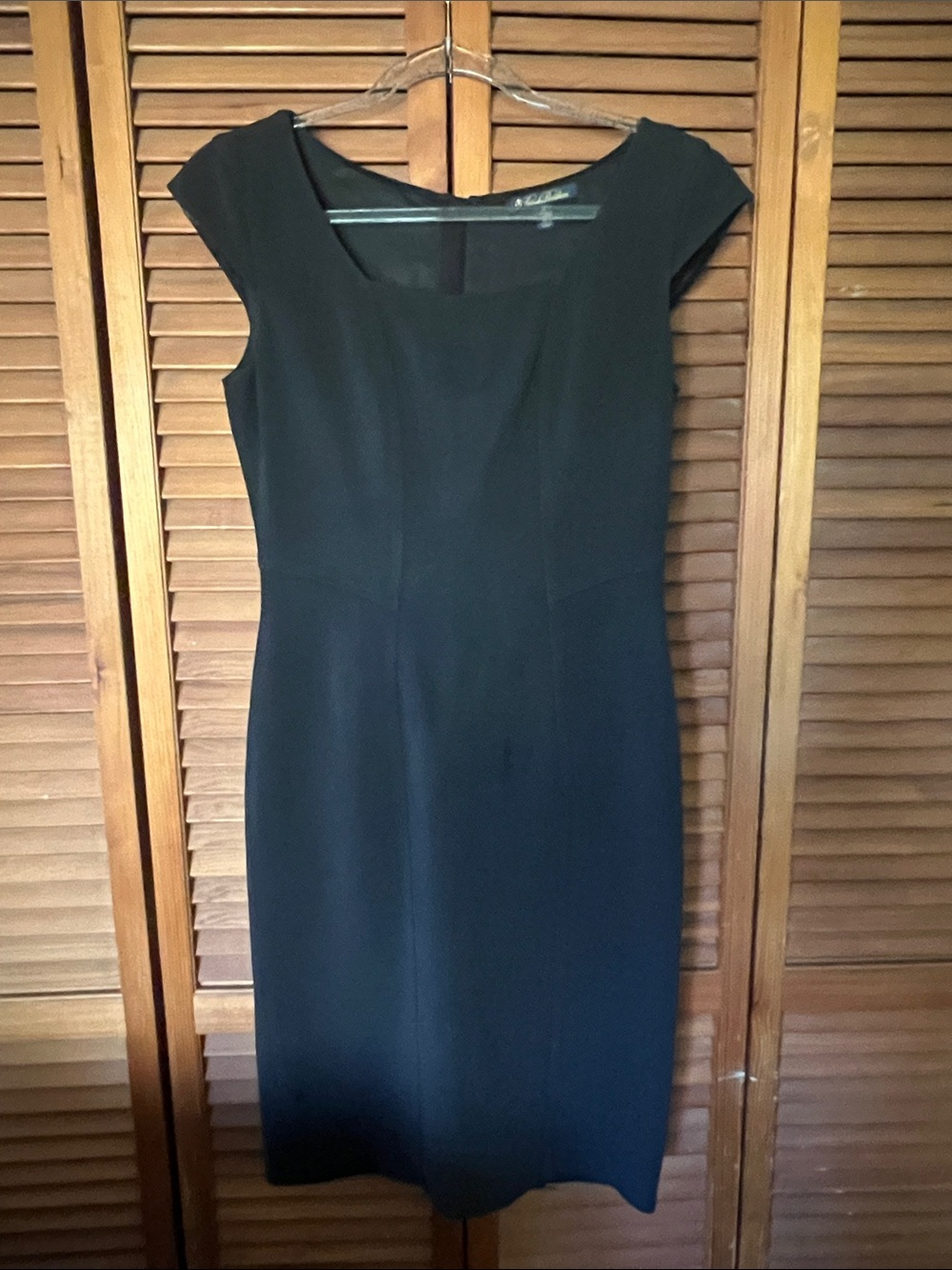 Brooks Brothers Black Cap-Sleeve Midi Dress